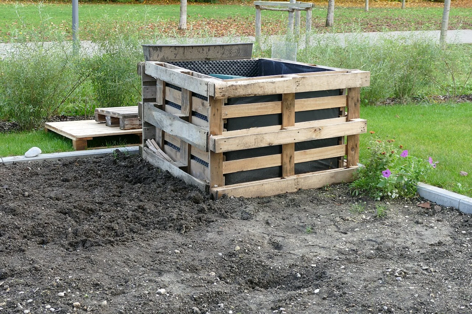 Infografik: Fazit und nächste Schritte - Hochbeet Selber Bauen Holz Anleitung: Schritt-für-Schritt erklärt